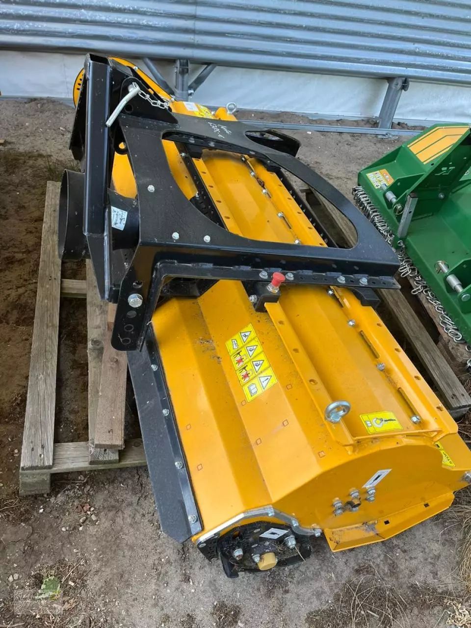 E-FARM: Müthing mu-e 180 vario front - Broyeur - id SCN6TZQ - 5 290 € - Année: 2021 - Allemagne