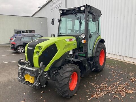 Claas Nexos 240 M Tractor €62,500