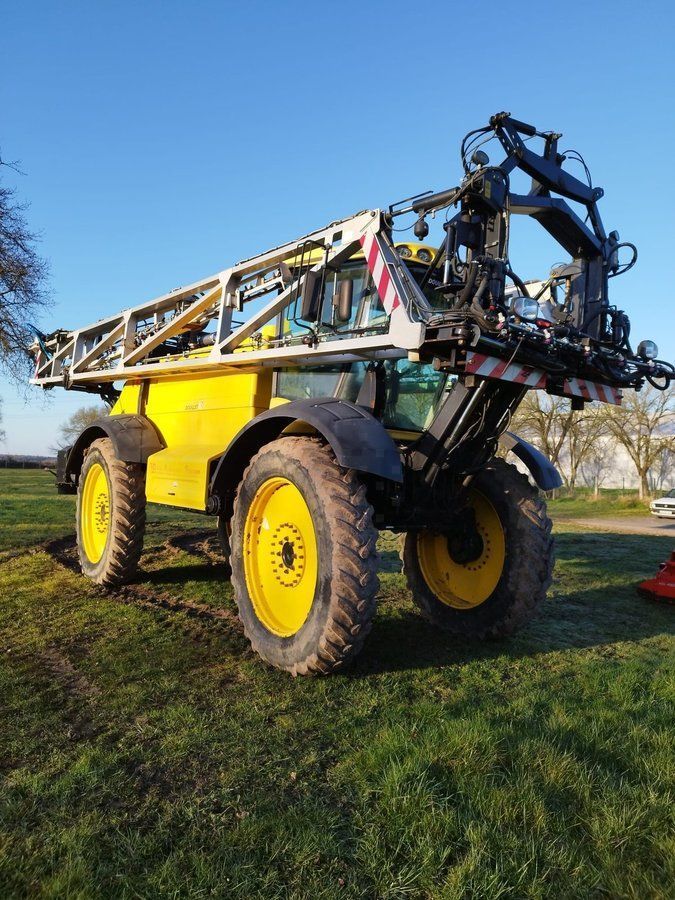 E-FARM: Artec f40 - Sprayer - id KUQYKGJ - €125,000 - Year of construction: 2017 - Engine hours: 3,081,France