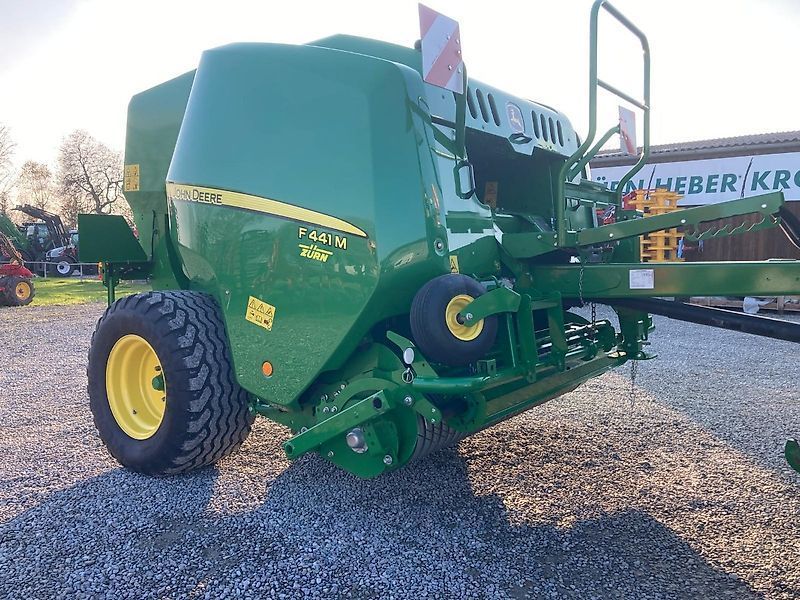 E-FARM: John Deere F441M - Balownica - id IUDPI2E - 27 000 € - Rok produkcji: 2019 - Niemcy