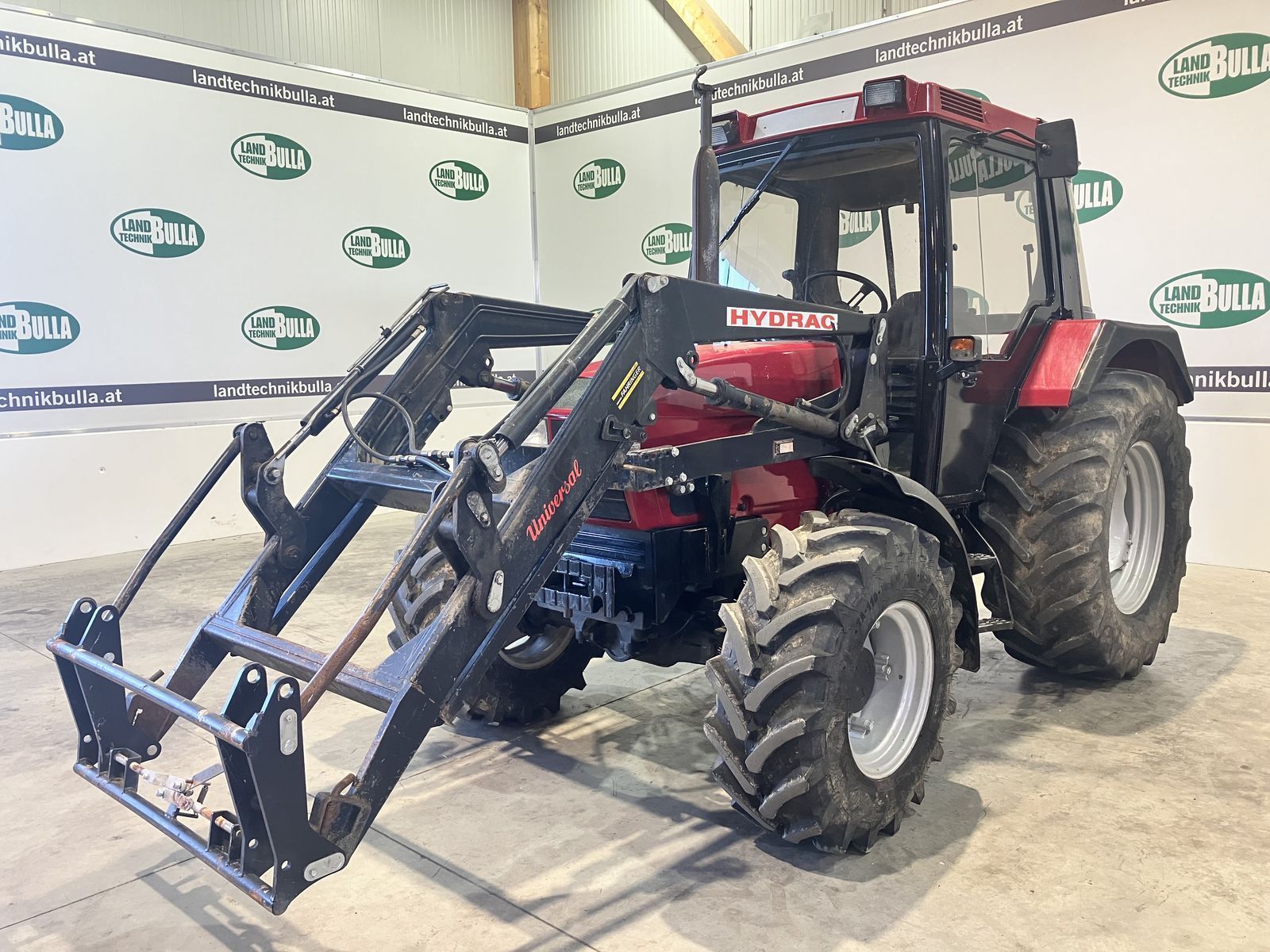 E-FARM: Case IH 4230 - Trattore - id UNESTJS - 23.540 € - Anno di costruzione: 1996 - Ore: 6.000,Potenza del motore: 82,Austria