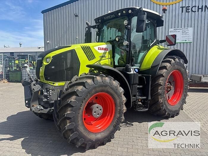 Claas Axion 870 CMATIC Tractor €188,000