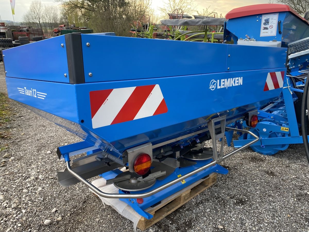 Lemken tauri 12 / 2150 fertiliserspreaders €15,417