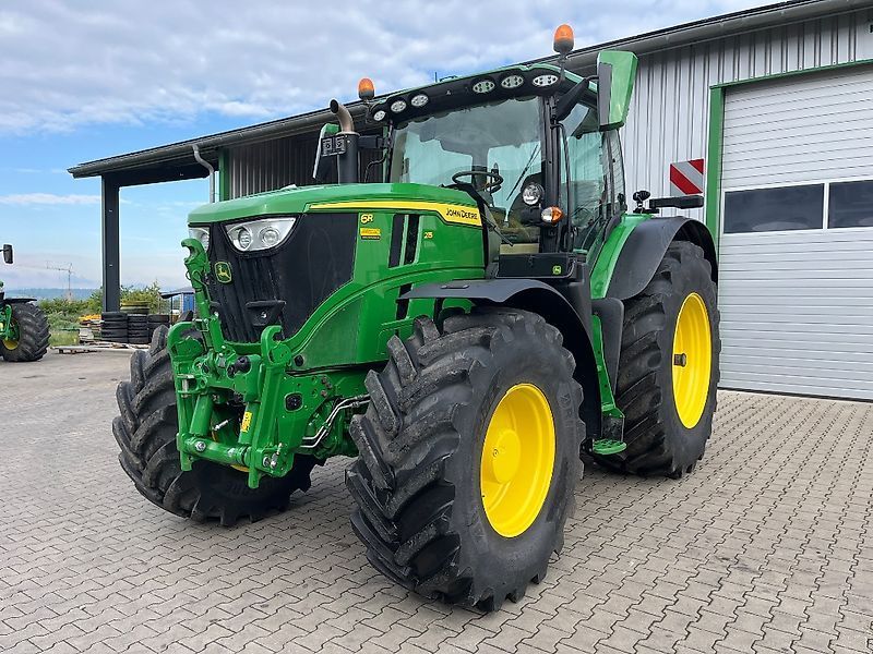 John Deere 6R 215 Tractor €179,000