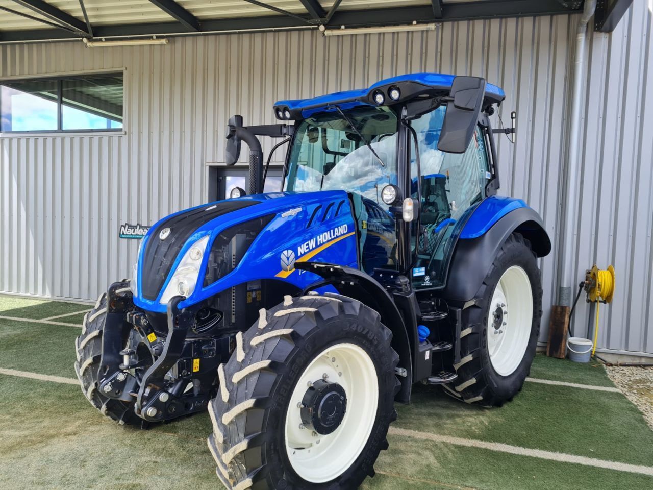 New Holland T5.110 Tractor €70,000