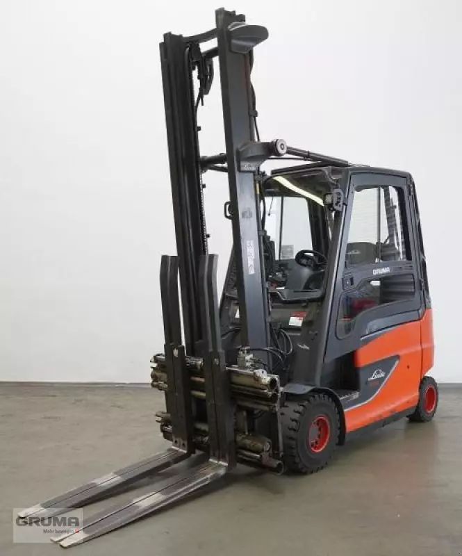 E-FARM: Linde e 25/600 hl 387 - Вилочный погрузчик - id QD3AGJD - 14 500 € - Год выпуска: 2018 - Отработанные часы: 8 338,Германия