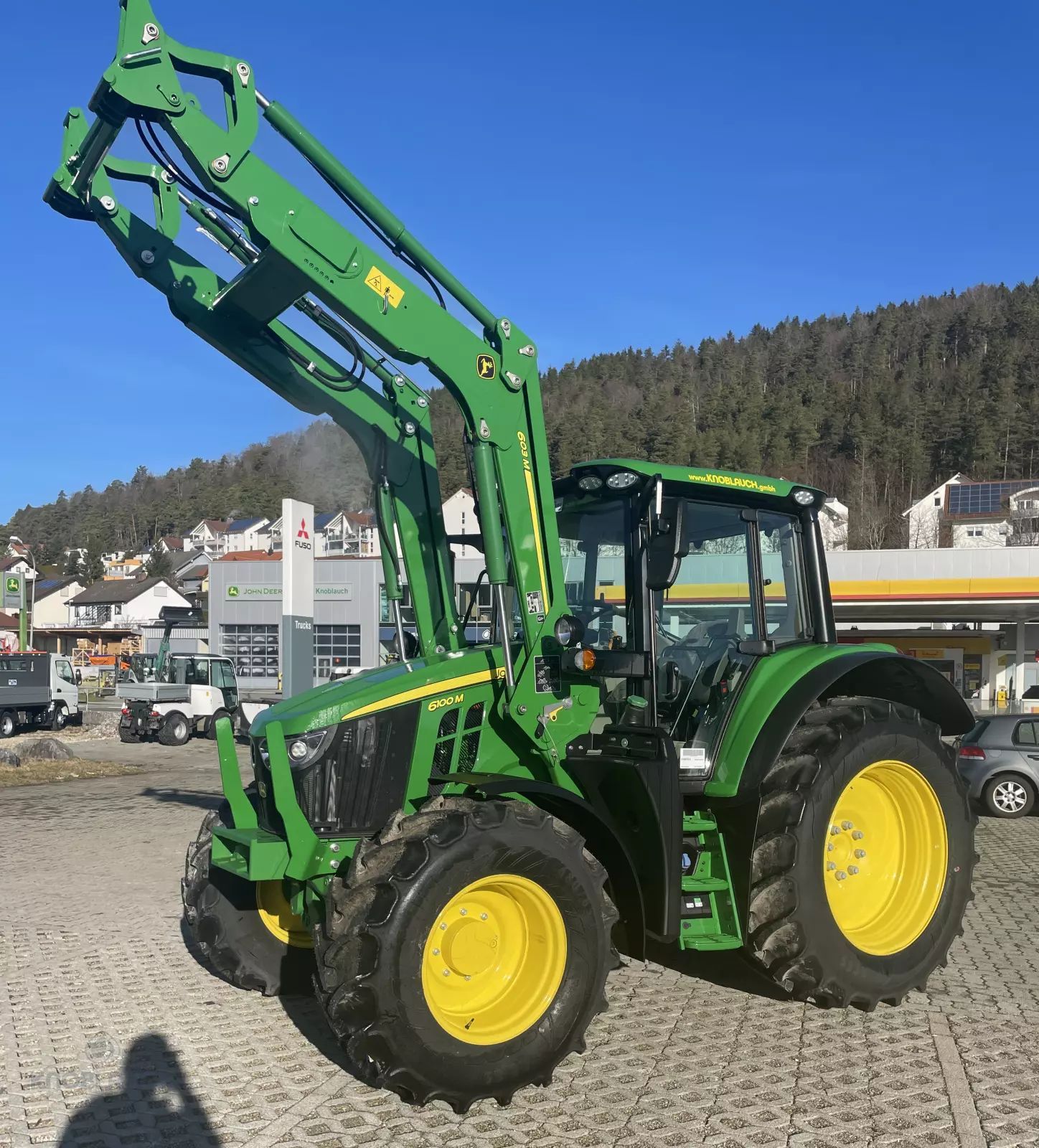E-FARM: John Deere 6100 M - Tractor - id JTLGWEE - €100,840 - Year of construction: 2023 - Engine hours: 25,Engine power (HP): 125,Germany