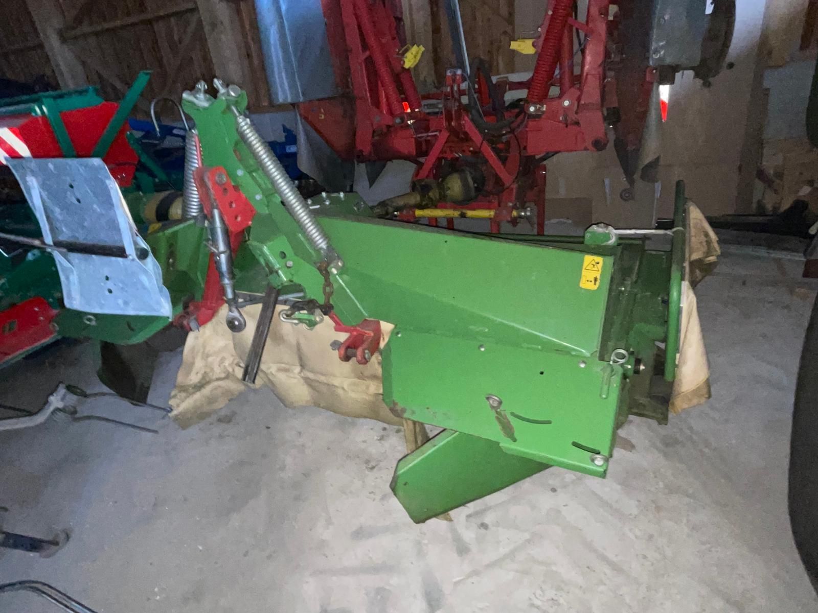 Krone EasyCut F 320 CV Mower €7,990