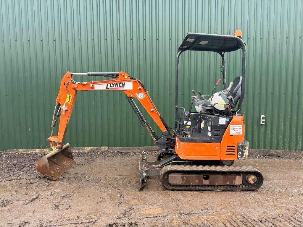 Hitachi zx 19 u-6 Mini escavatore 12.620 €