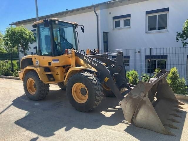 VOLVO l 35 g Wheel loader €35,900
