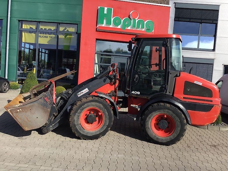 E-FARM: JCB 409 - Chargeuse sur pneus - id BJ9YBT5 - 32 000 € - Année: 2016 - Lecture du nombre d'heure: 3 350,Allemagne