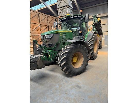 John Deere 6195 R Tractor €130,000