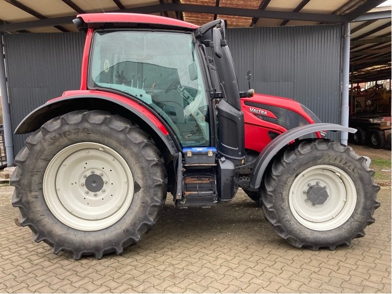 Valtra N 174 tractor 72.000 €