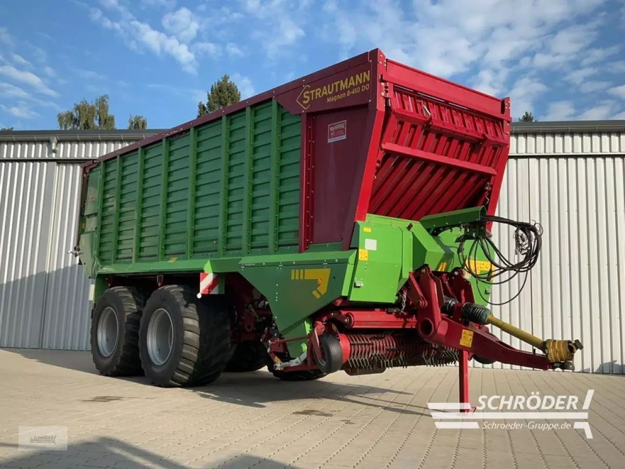 Strautmann magnon 8-410 do Przyczepa 104 885 €