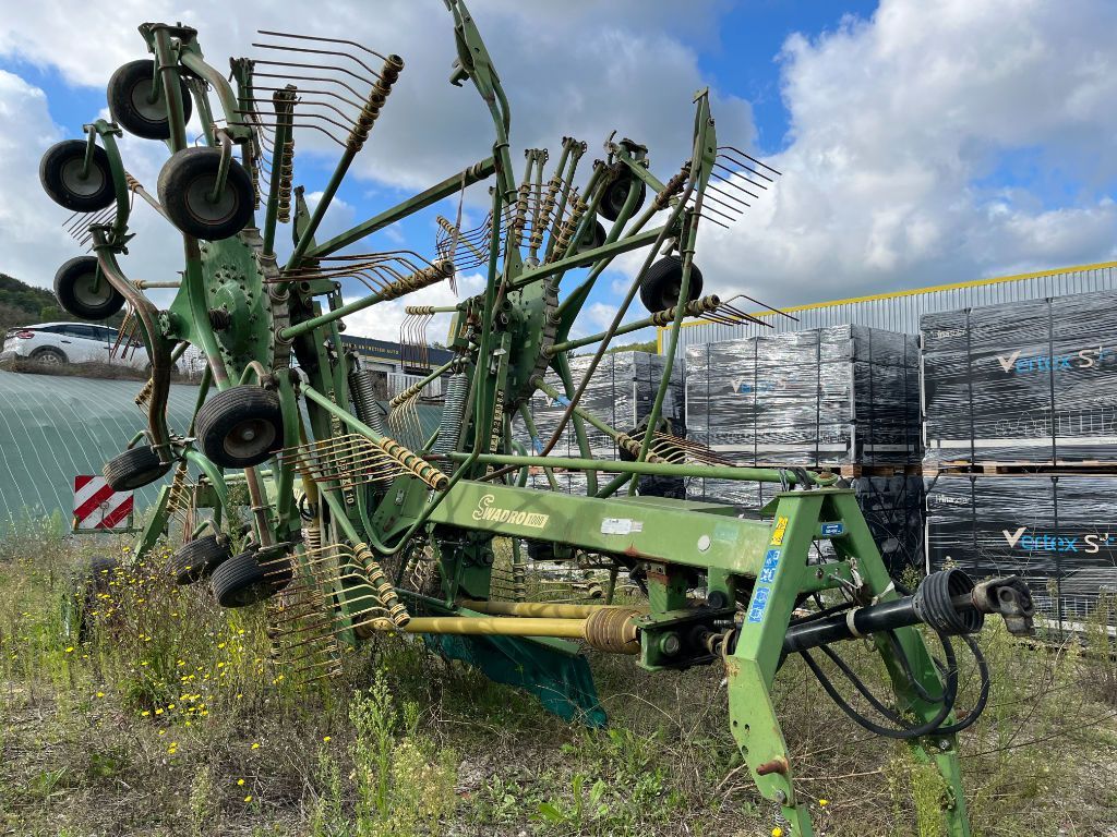 E-FARM: Krone Swadro 1000 - Tedder - id ILEY8UY - €8,500 - Year of construction: 2012 - France