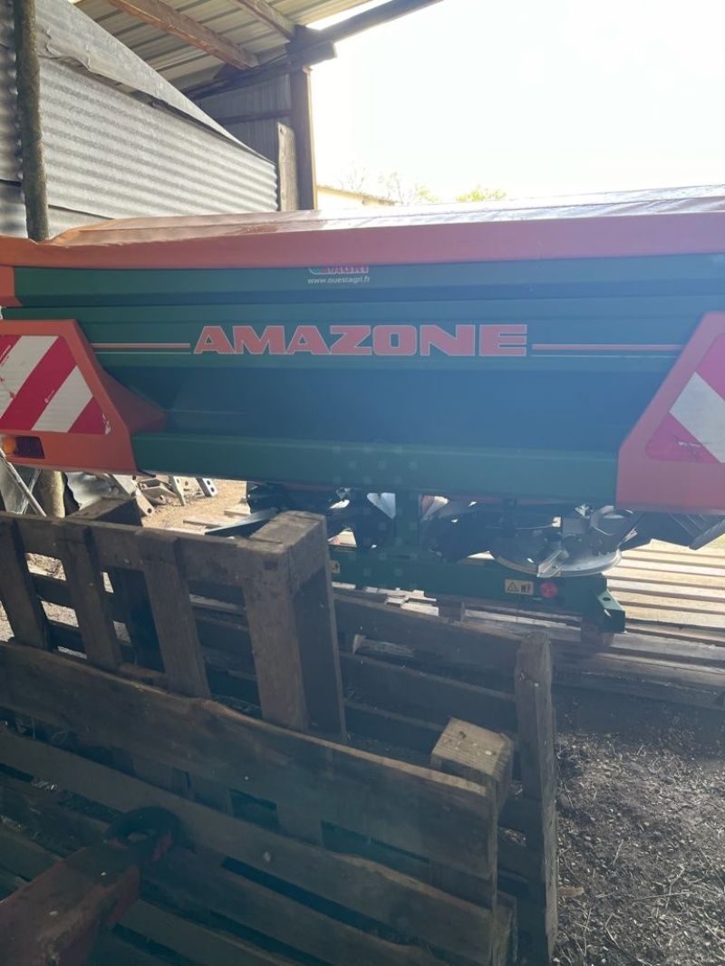 E-FARM: Amazone zam 1001 special - Düngerstreuer - id HVTUCAH - 5.500 € - Baujahr: 2016 - Frankreich