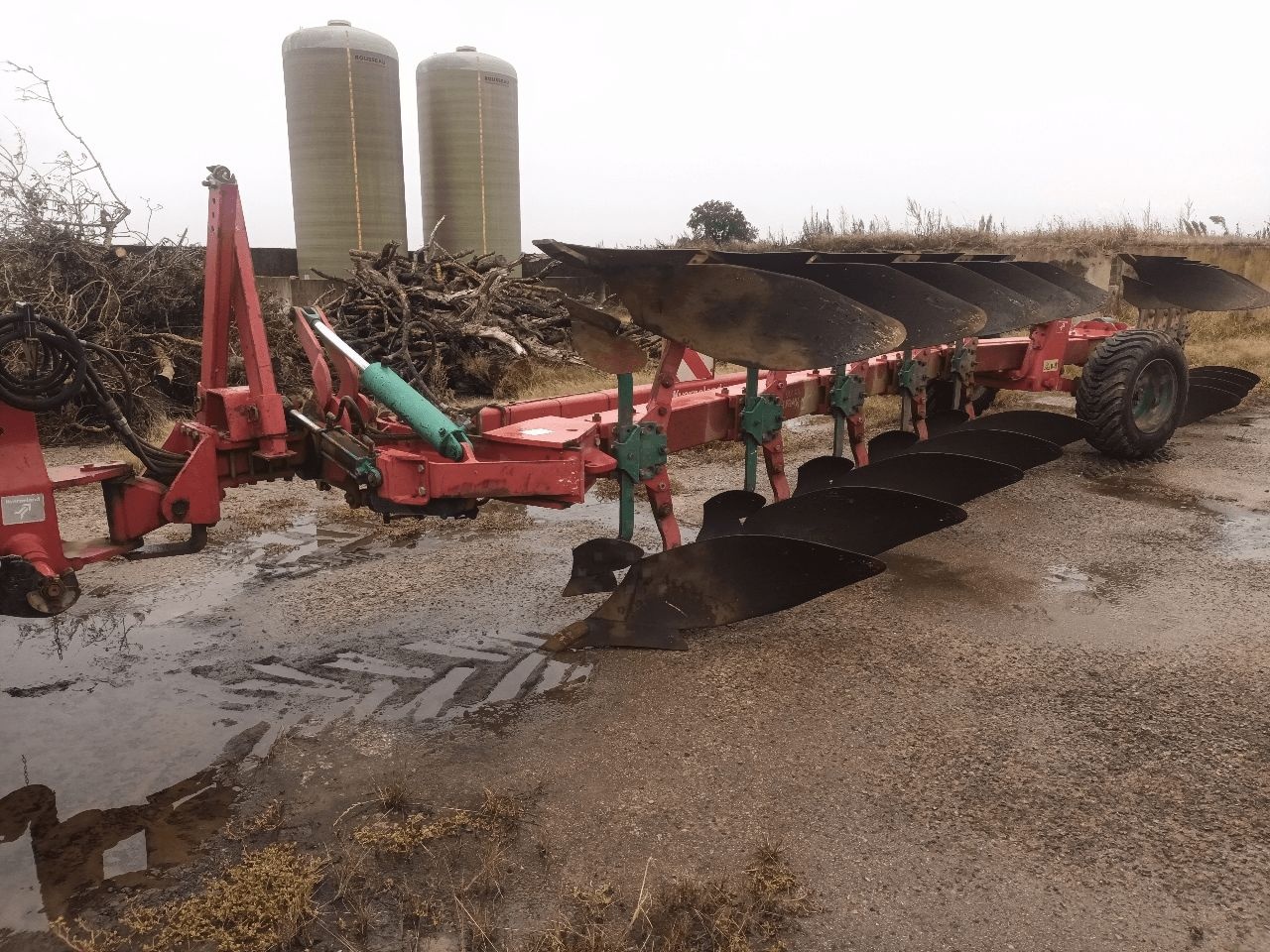 Kverneland RB 100 plough €8,500