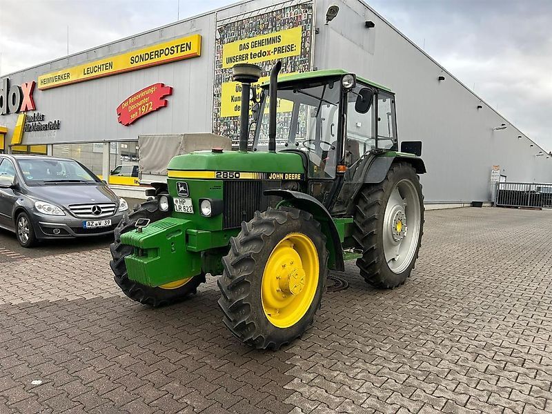E-FARM: John Deere 2850 - Tractor - id NPVDA6A - 13.300 € - Año: 1992 - Horas: 15.300,Potencia del motor: 86,Alemania