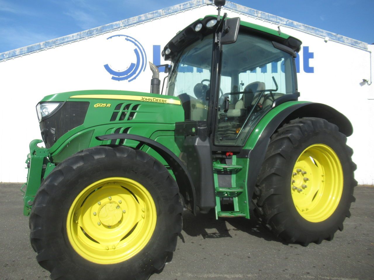 John Deere 6125 R Τρακτέρ 51.800 €