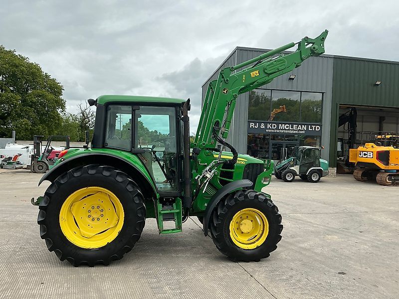 John Deere 6230 Traktor 30 027 €