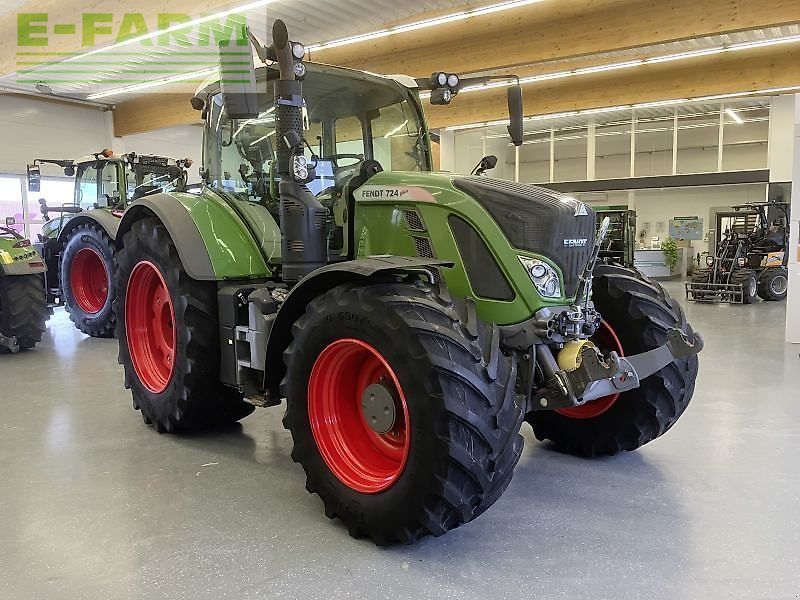Fendt 724 Vario Profi Plus Tractor €93,067