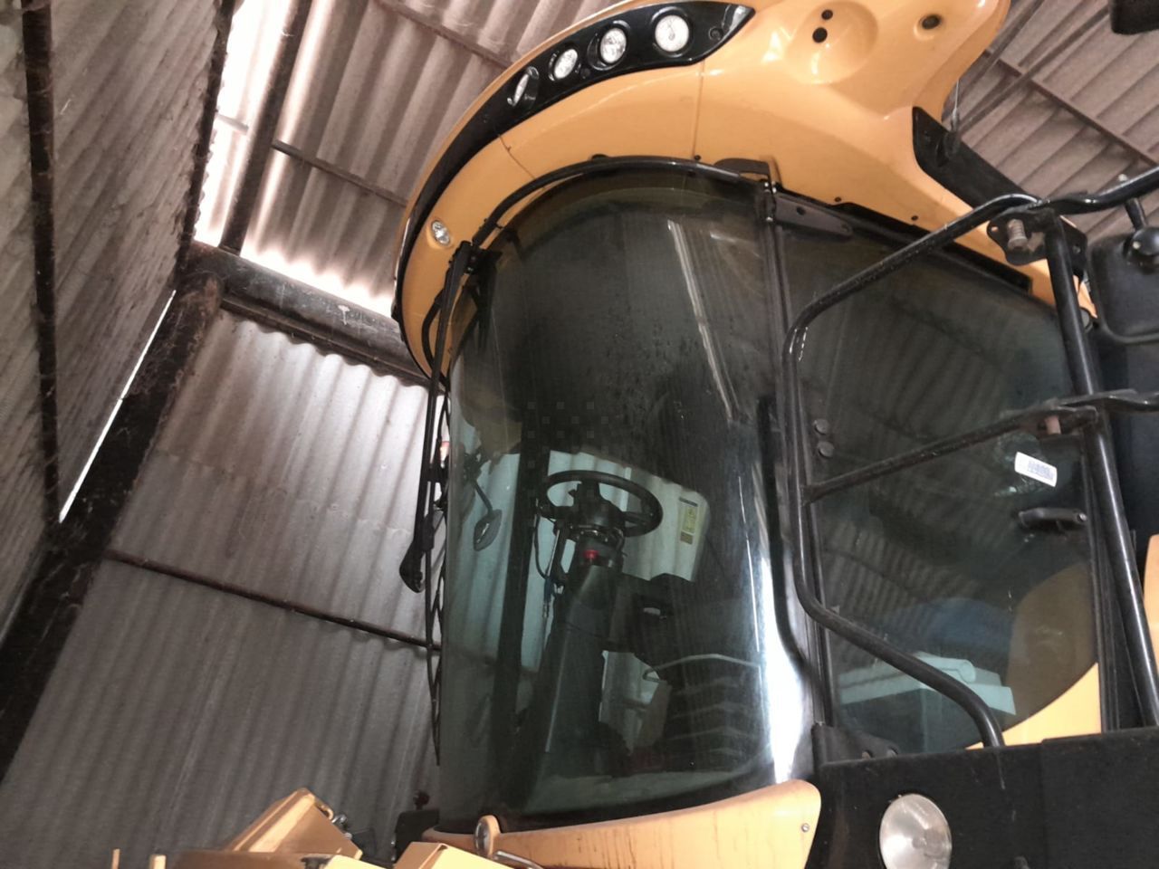 New Holland CX 5.90 Kombajn zbożowy