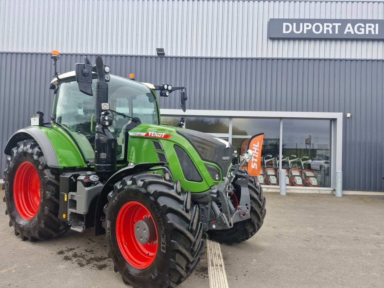 Fendt 716 Vario Traktor