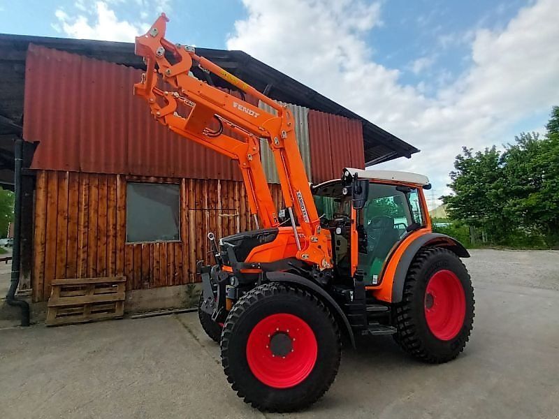 E-FARM: Fendt 211 Vario - Tractor - id UFBLAPZ - 97.900 € - Año: 2023 - Horas: 3,Potencia del motor: 114,Alemania