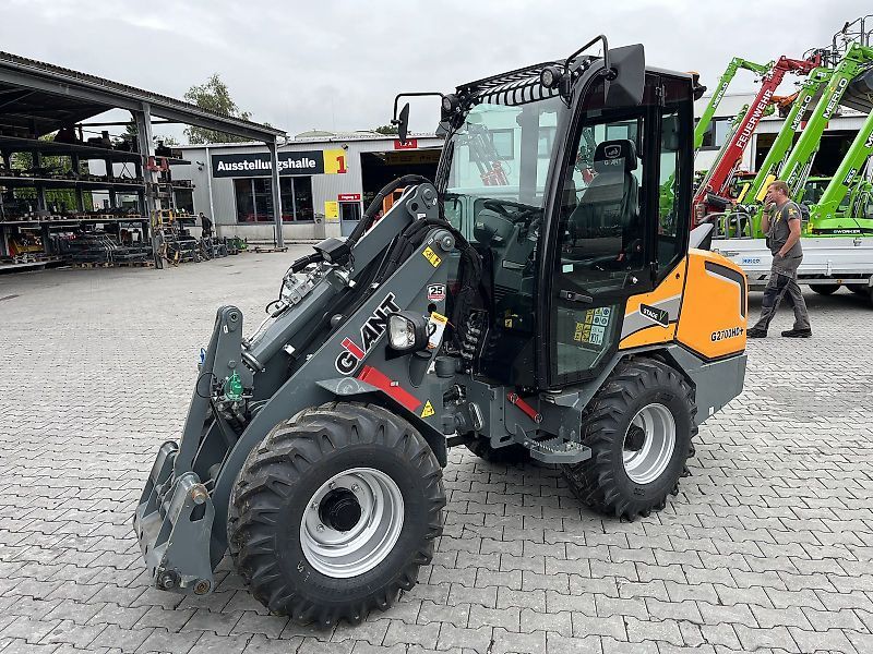 Giant G2700 HD+ Cargadora de dirección deslizante