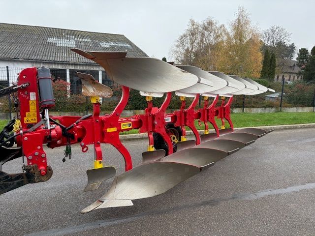 E-FARM: Pöttinger Servo 35 S plus - Pflug - id ATPI5JI - 20.500 € - Baujahr: 2021 - Frankreich