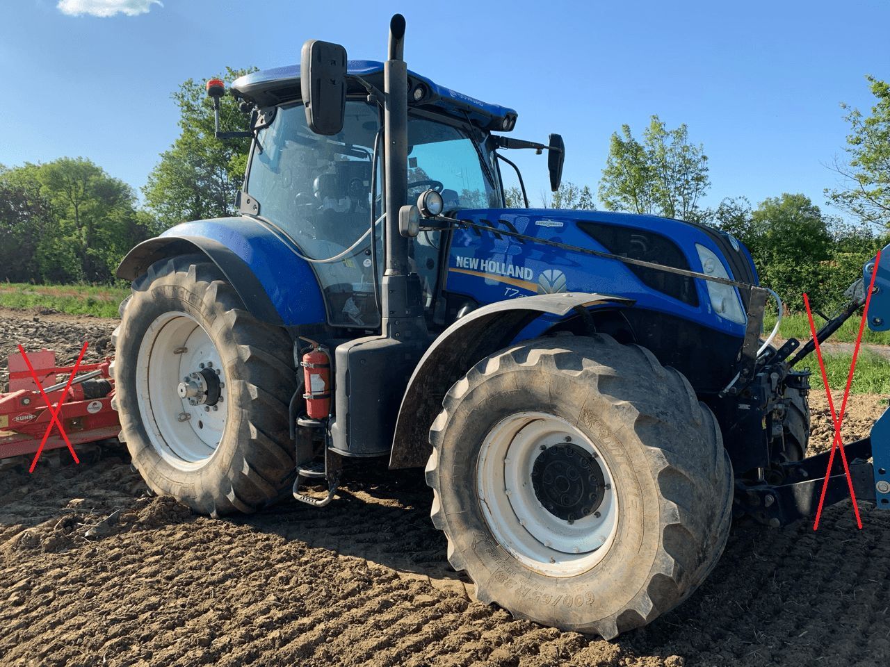 E-FARM: New Holland T7.230 - Traktor - id SHVC6YI - 68.000 € - Baujahr: 2016 - Abgelesene Motorstunden: 3.800,Motorleistung (PS): 197,Frankreich
