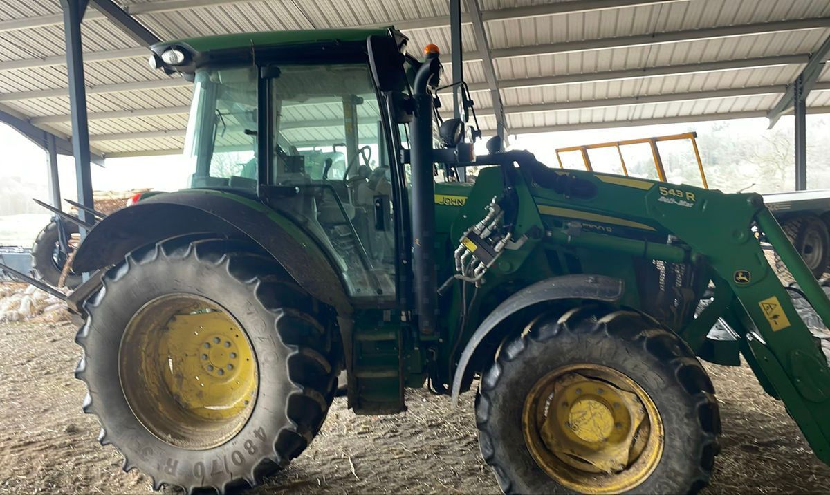 John Deere 5100 R Traktor 66 000 €