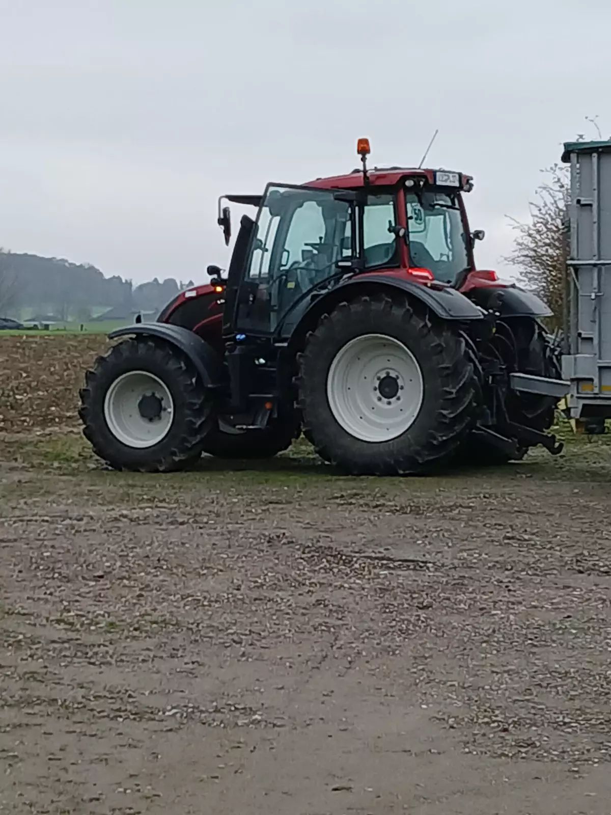 Valtra N 174 Traktor 95 000 €