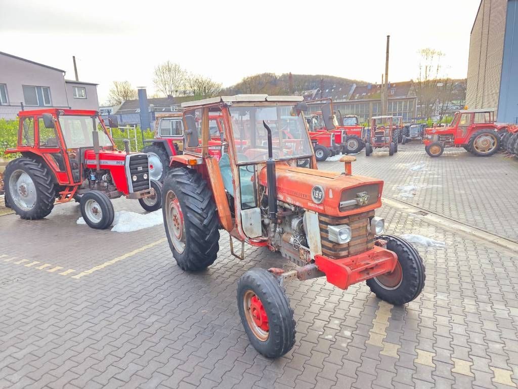 Massey Ferguson 188 Traktor