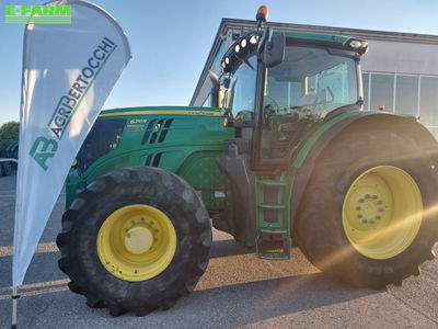 E-FARM: John Deere 6210 R - Tractor - id QXKNJ4R - €45,000 - Year of construction: 2013 - Engine hours: 8,020,Engine power (HP): 250,Italy