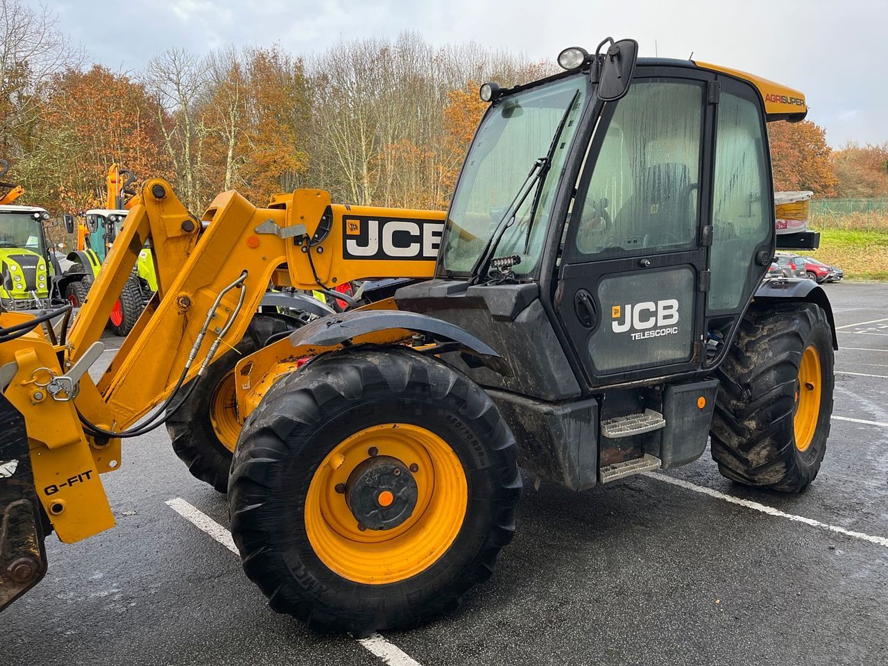 E-FARM: JCB 536-60 AGRI Super - Chargeur télescopique  - id I2XPIEY - 50 000 € - Année: 2018 - Lecture du nombre d'heure: 5 280,France