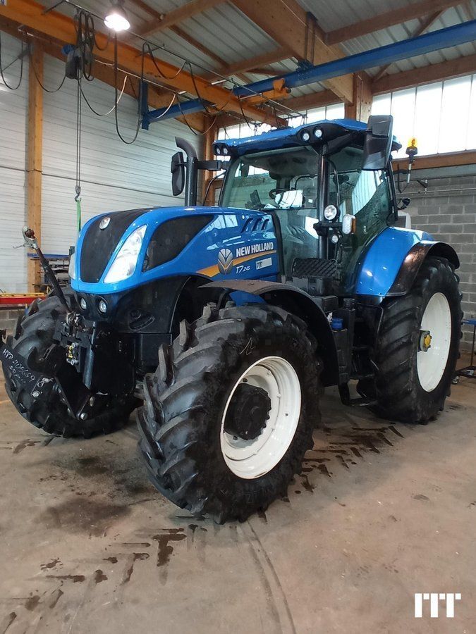 New Holland T7.245 Трактор 115 000 €
