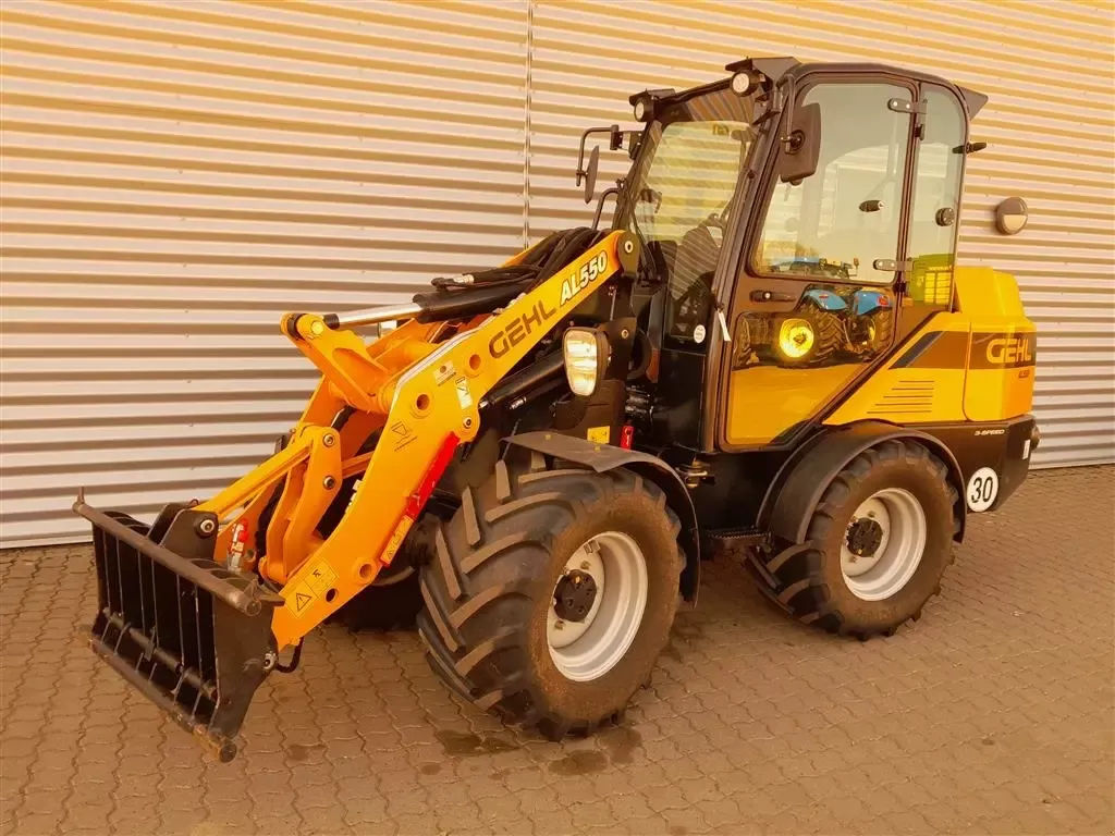 E-FARM: Gehl al550 m. kabine - Chargeuse sur pneus - id 6YHAJLQ - Année: 2022 - Puissance du moteur (chevaux): 55,Danemark