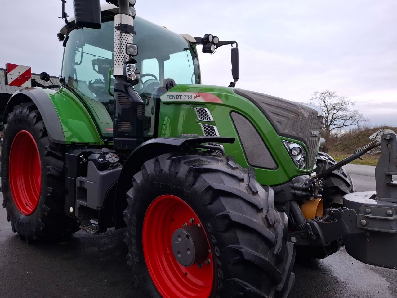Fendt 718 Vario Profi Plus Tractor 120.000 EUR