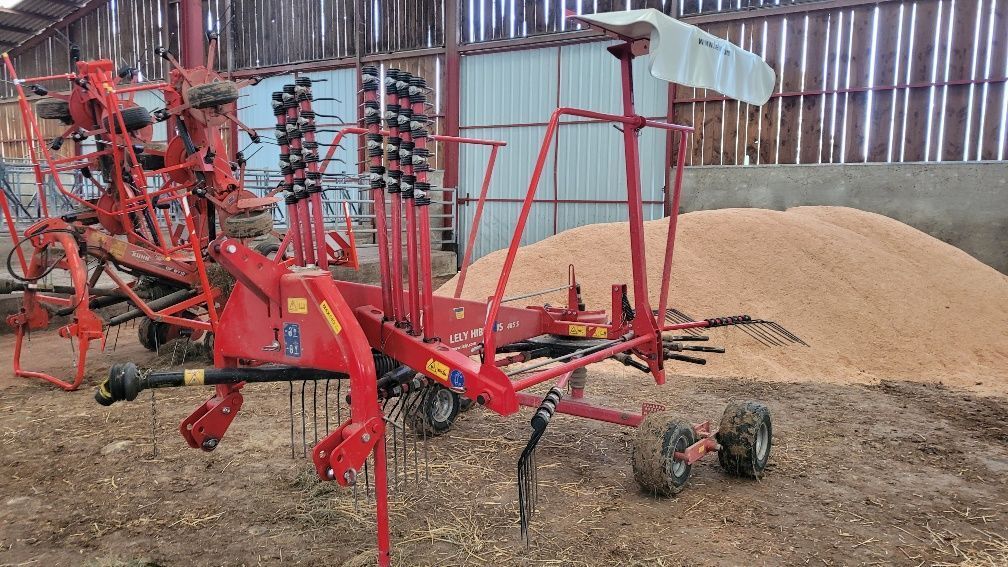E-FARM: Lely Hibiscus 485 - Faneuse - id VGX8PCK - 5 200 € - Année: 2016 - France