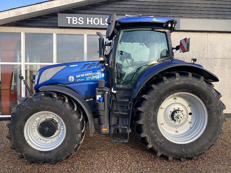 New Holland T7.300 Tractor €160,357