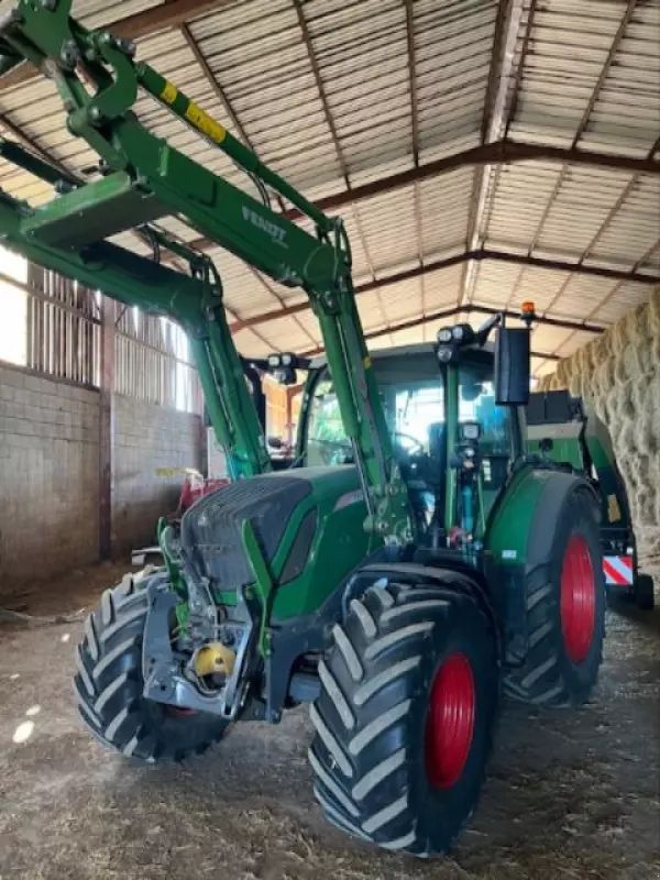 E-FARM: Fendt 313 Vario - Tractor - id ZIC1SMR - Año: 2019 - Horas: 3980,Potencia del motor: 135,Francia