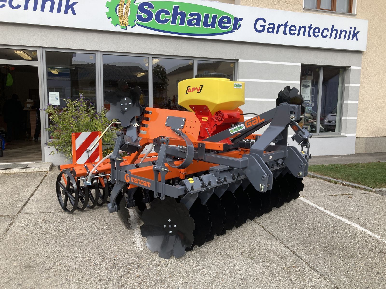 MANDAM gal c 3.0 profi Disc harrow €9,575