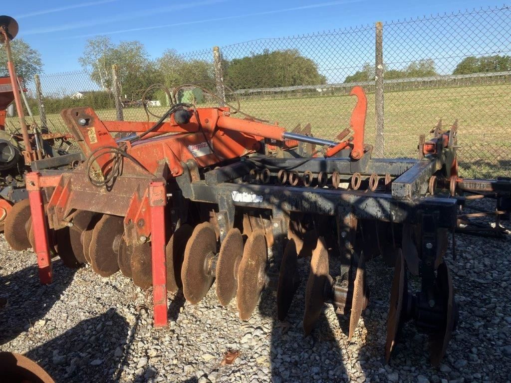 E-FARM: GREGOIRE BESSON - Cultivator - id DZLNBKB - €6,000 - Year of construction: 2010 - France