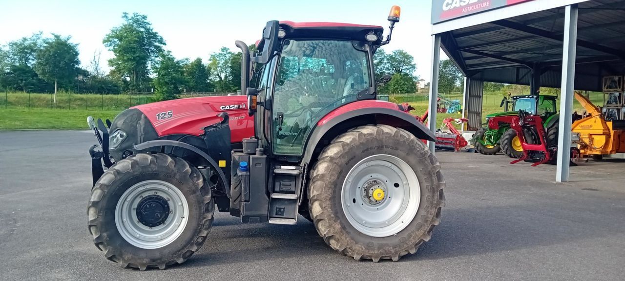 E-FARM: Case IH Maxxum 125 CVX - Tracteur - id VCI1YGL - Année: 2023 - Lecture du nombre d'heure: 1 350,Puissance du moteur (chevaux): 125,France