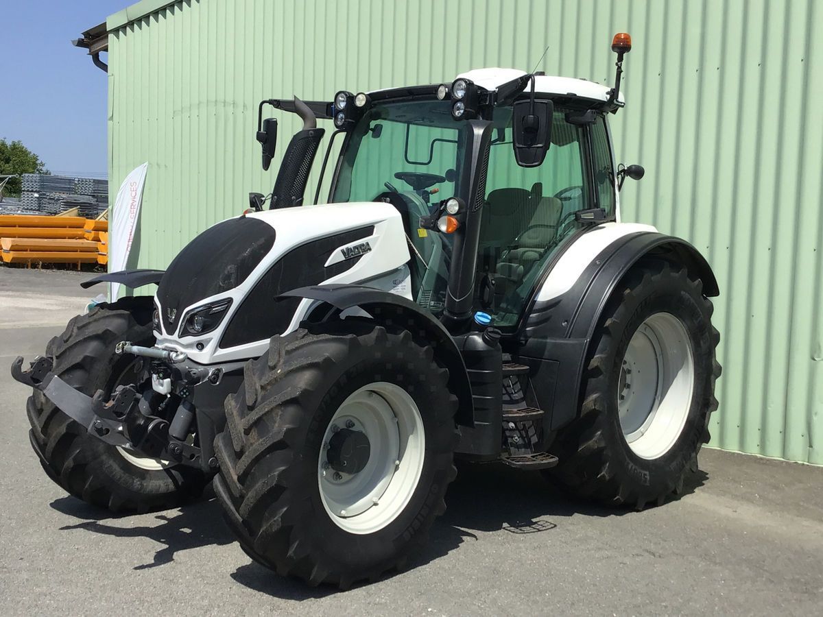 E-FARM: Valtra N174 Direct - Tractor - id FIXACTL - Year of construction: 2017 - Engine hours: 4,201,Engine power (HP): 175,France