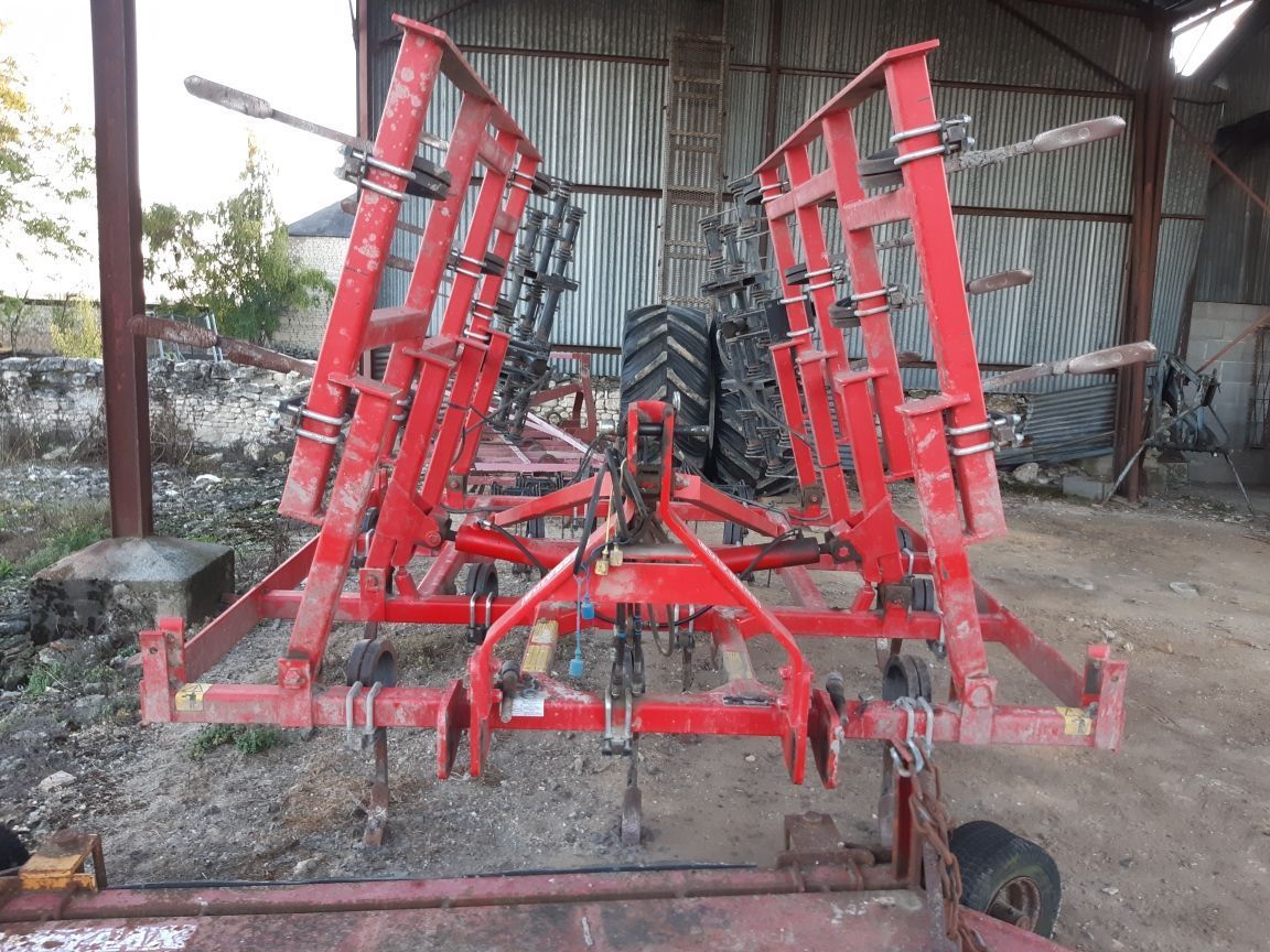 Quivogne cl 35 Kultivator 7.500 €