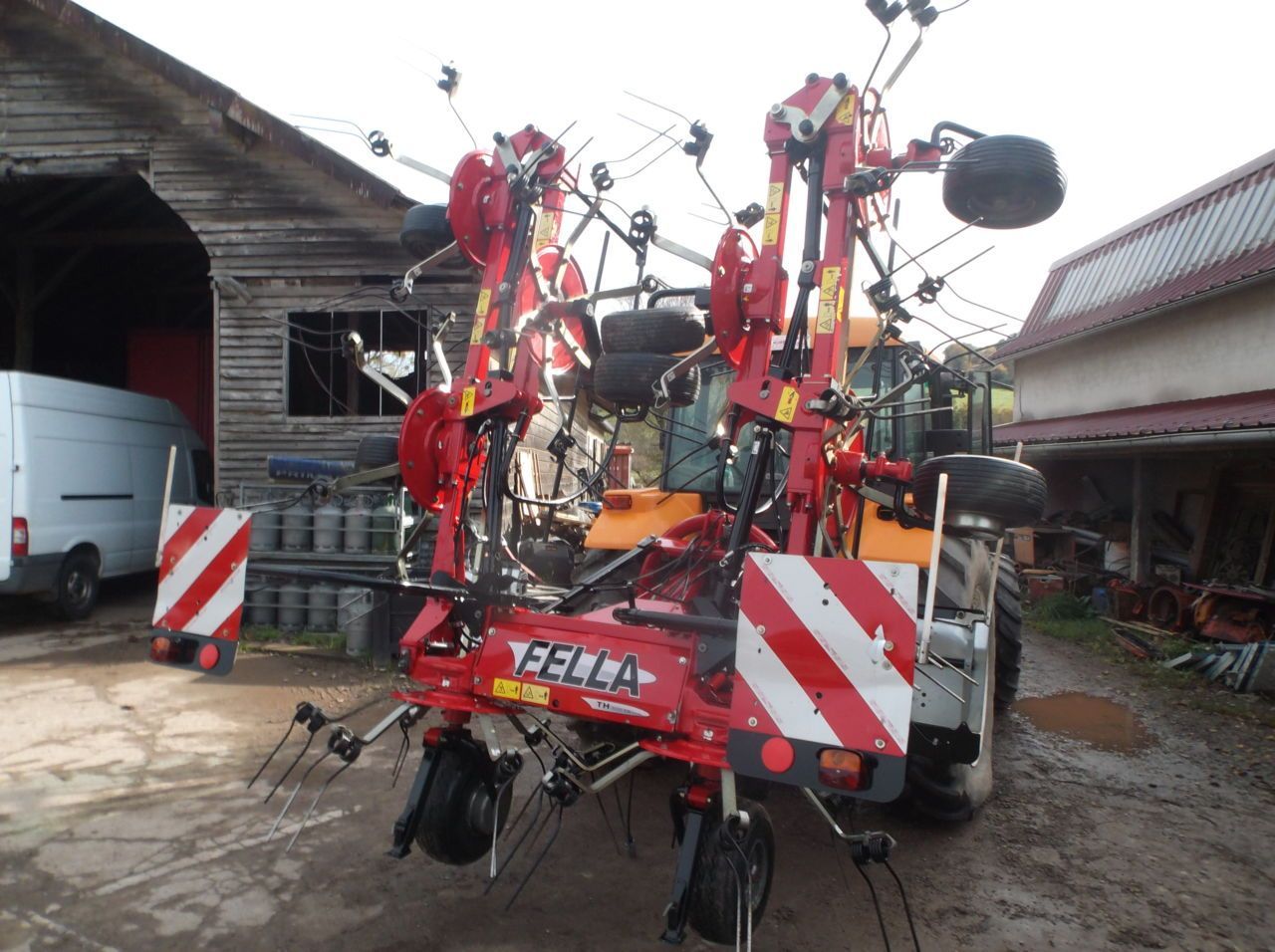 FELLA TH 8608 DN Tedder €7,200