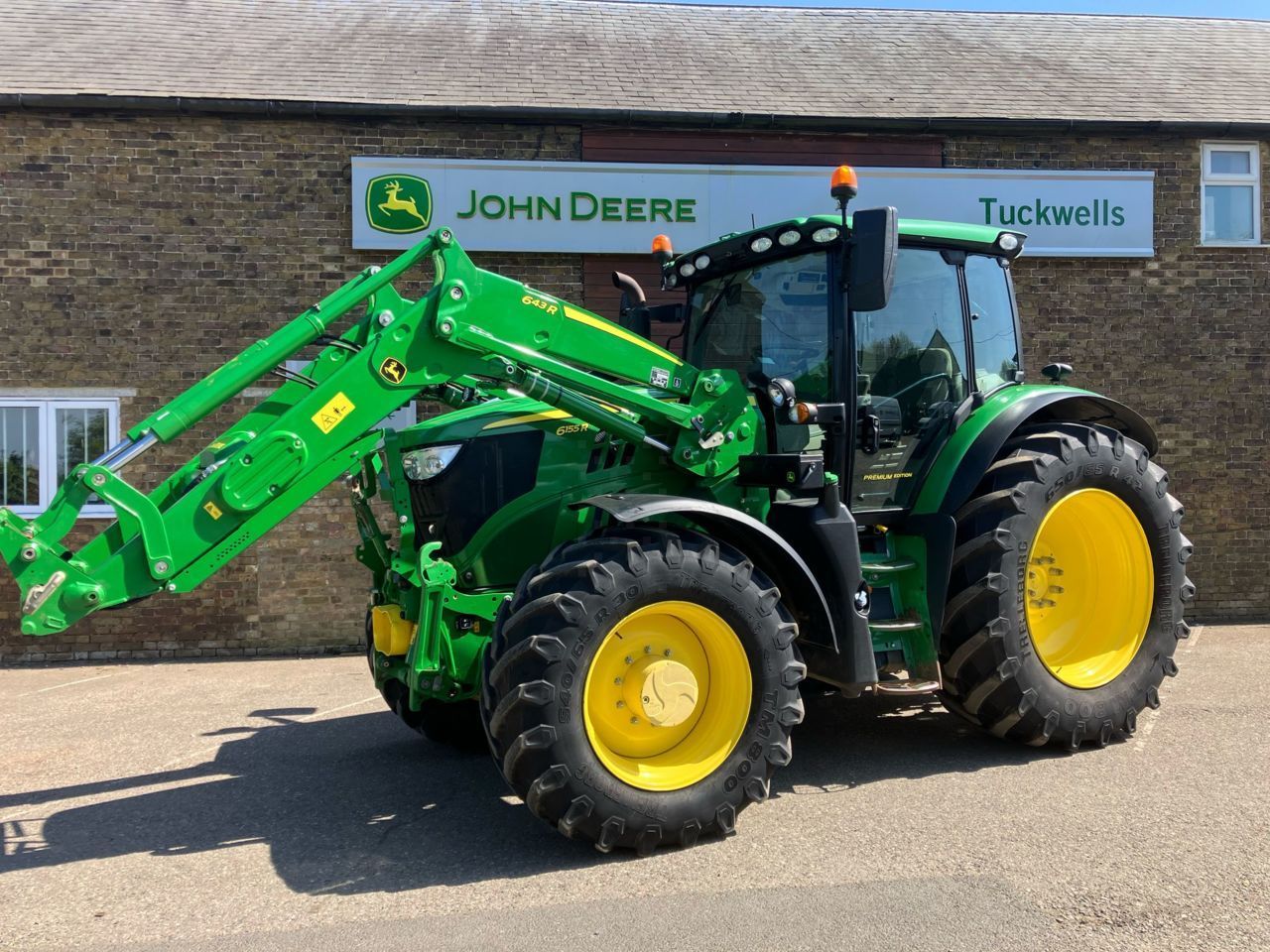 John Deere 6155R Tractor €103,436