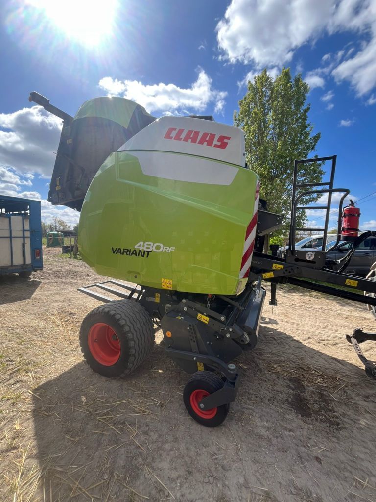 Claas Variant 480 RF Baler €35,000